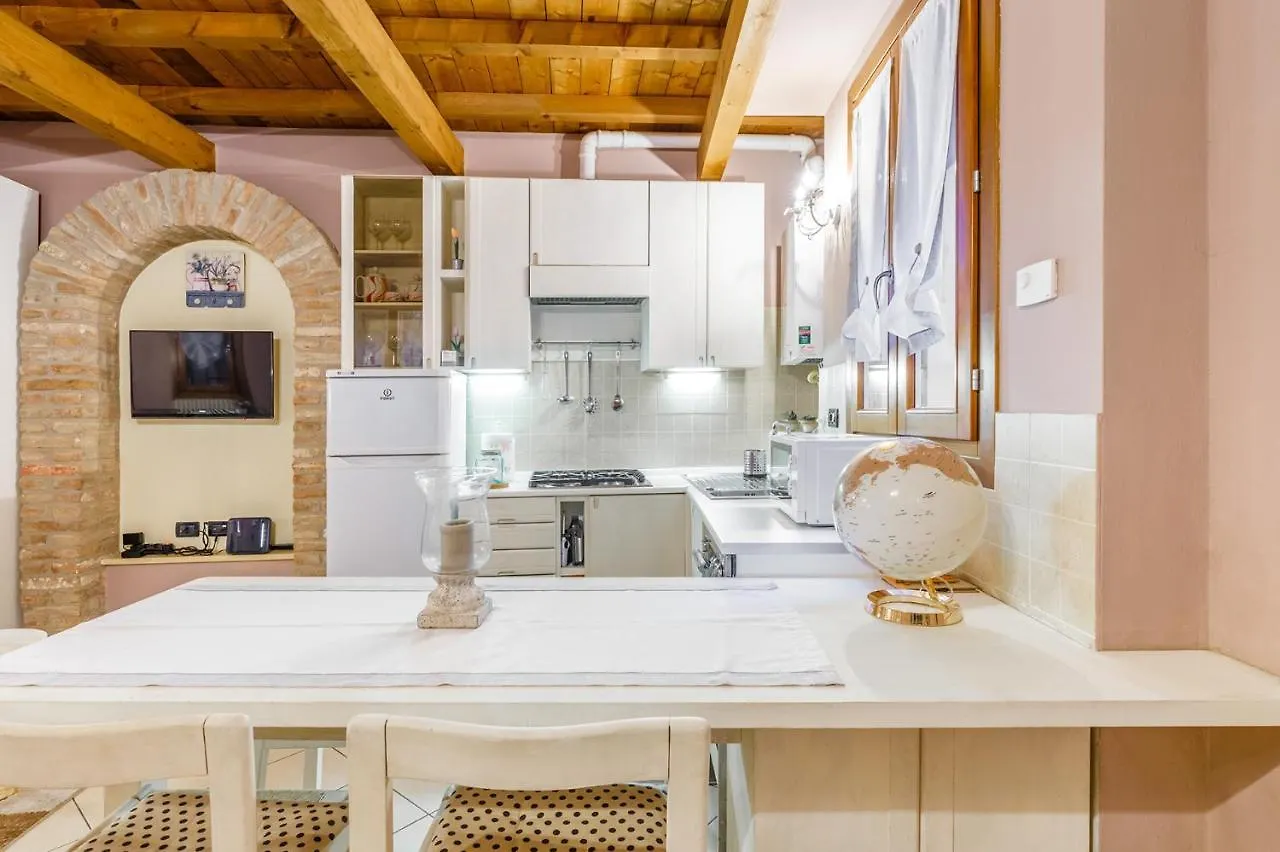Nell'Antico Ghetto Ebraico Apartment Ferrara 0*,  Italy