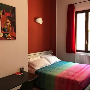Gasthof Triquetra, Ferrara