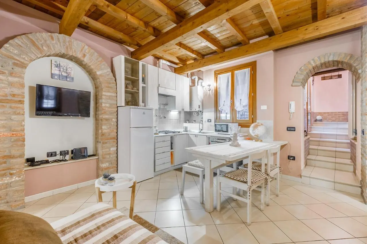 Apartment Ferienwohnung Nell'Antico Ghetto Ebraico Ferrara