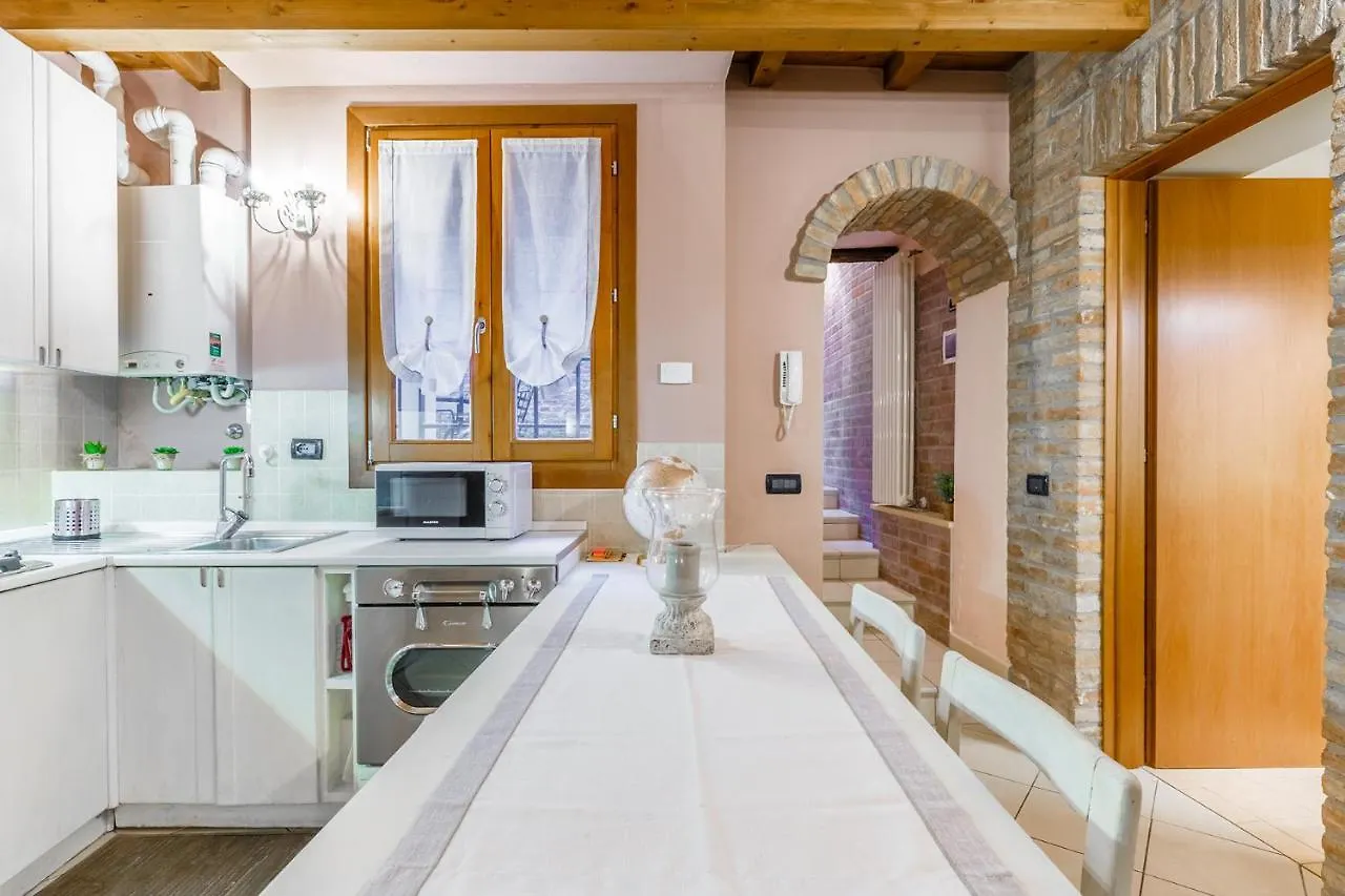 Nell'Antico Ghetto Ebraico Apartment Ferrara Italy