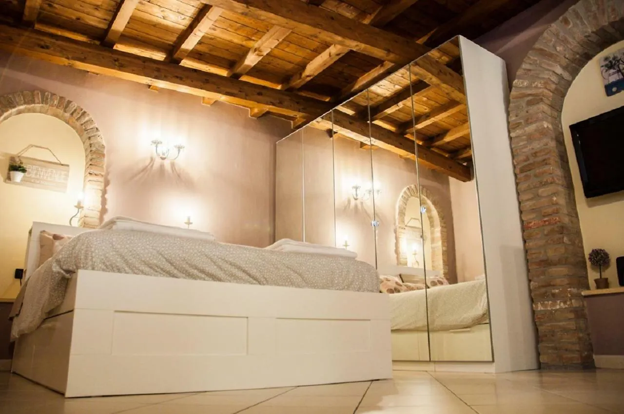 Apartment Ferienwohnung Nell'Antico Ghetto Ebraico Ferrara